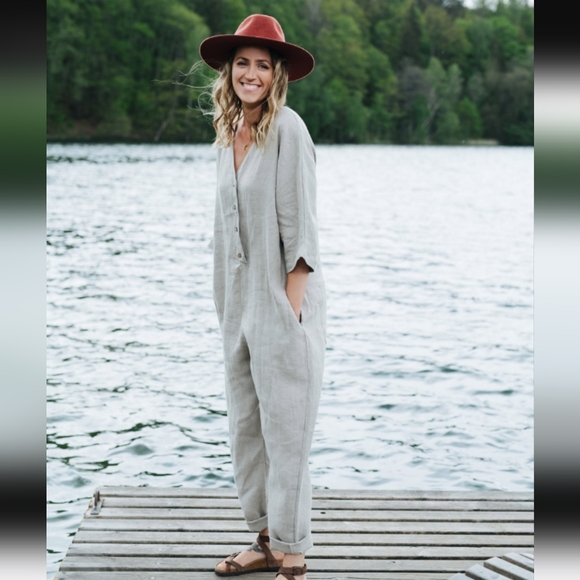 Mantaikotai Pants - Elegant Gray Jumpsuit linen